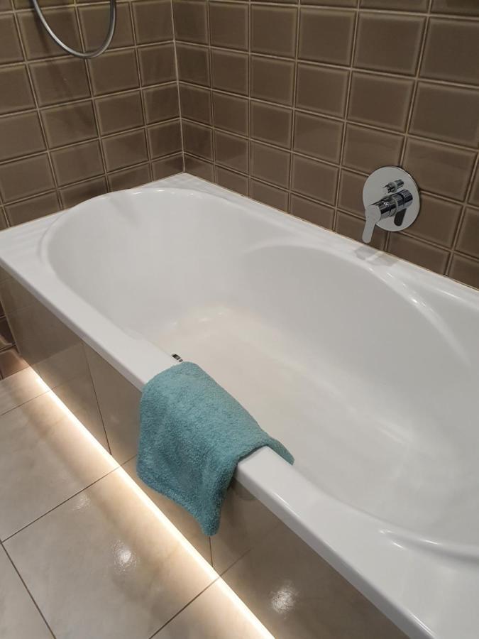 コシャリンApartament Luxアパートメント エクステリア 写真